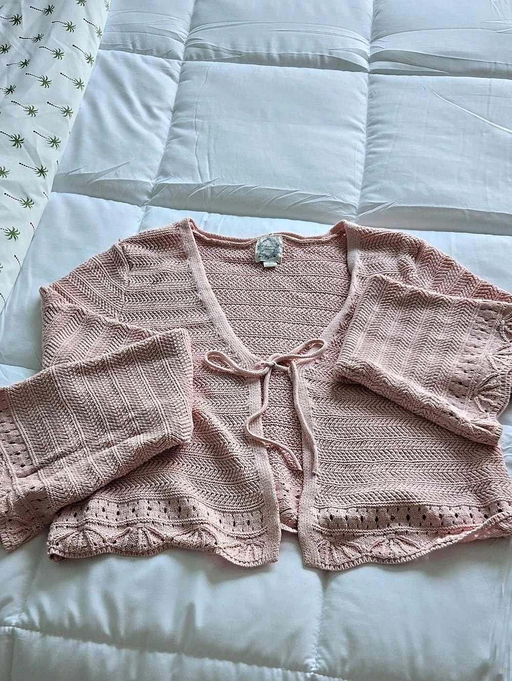 Women's Pink Knit Cardigan Like New